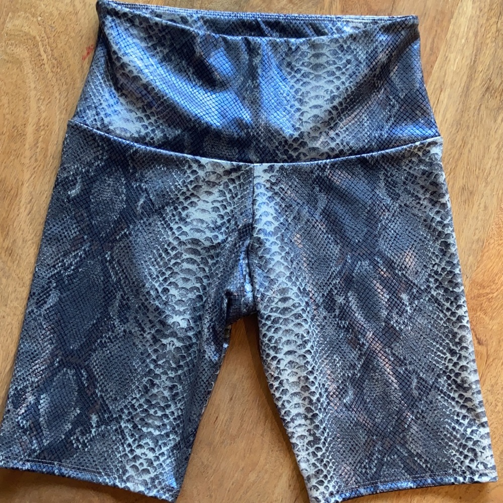 Onzie shorts